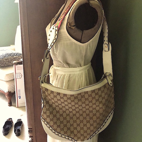 Gucci Large Pelham Messenger Bag - Picture 2 of 3